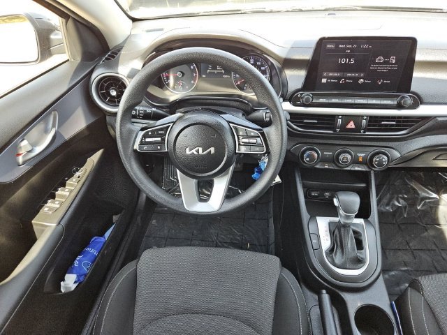 Used 2024 Kia Forte LXS FWD image 20