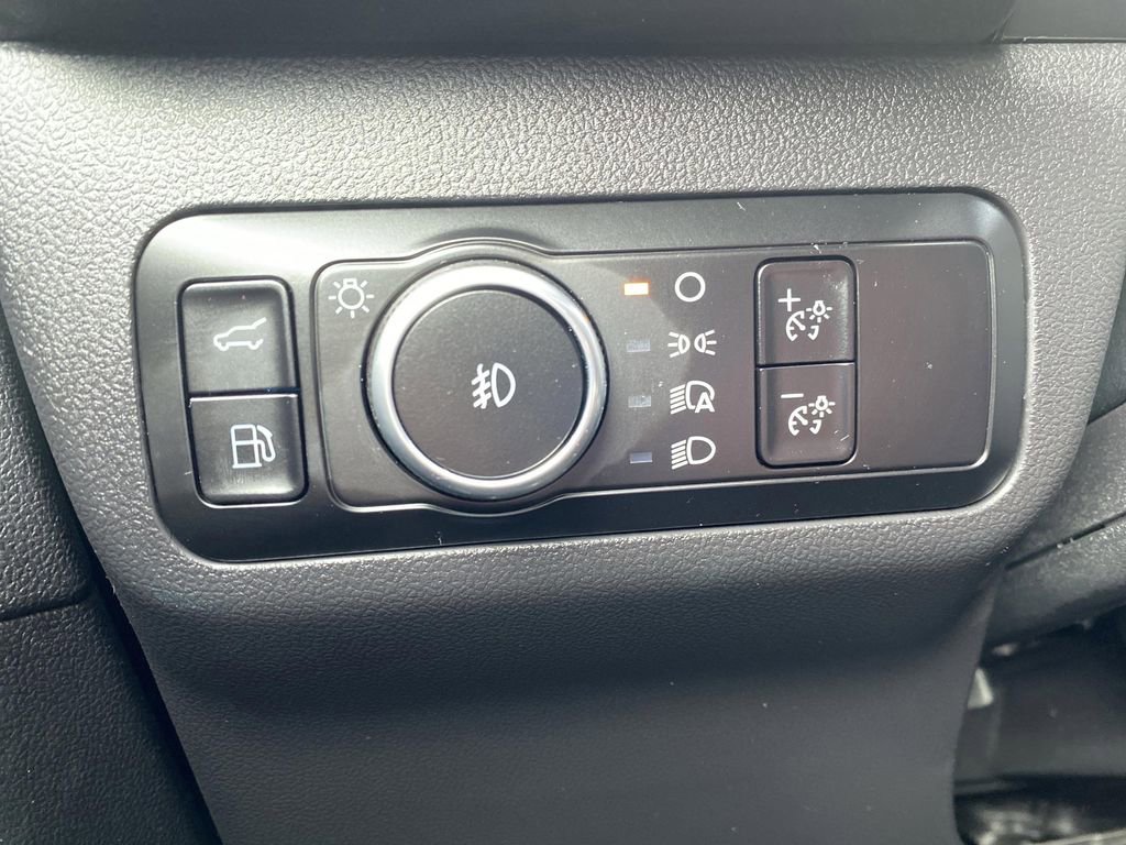 Certified 2025 Ford Escape ST-Line Select image 30