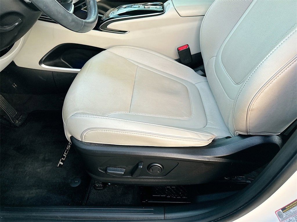 Used 2024 Hyundai Tucson Limited image 9