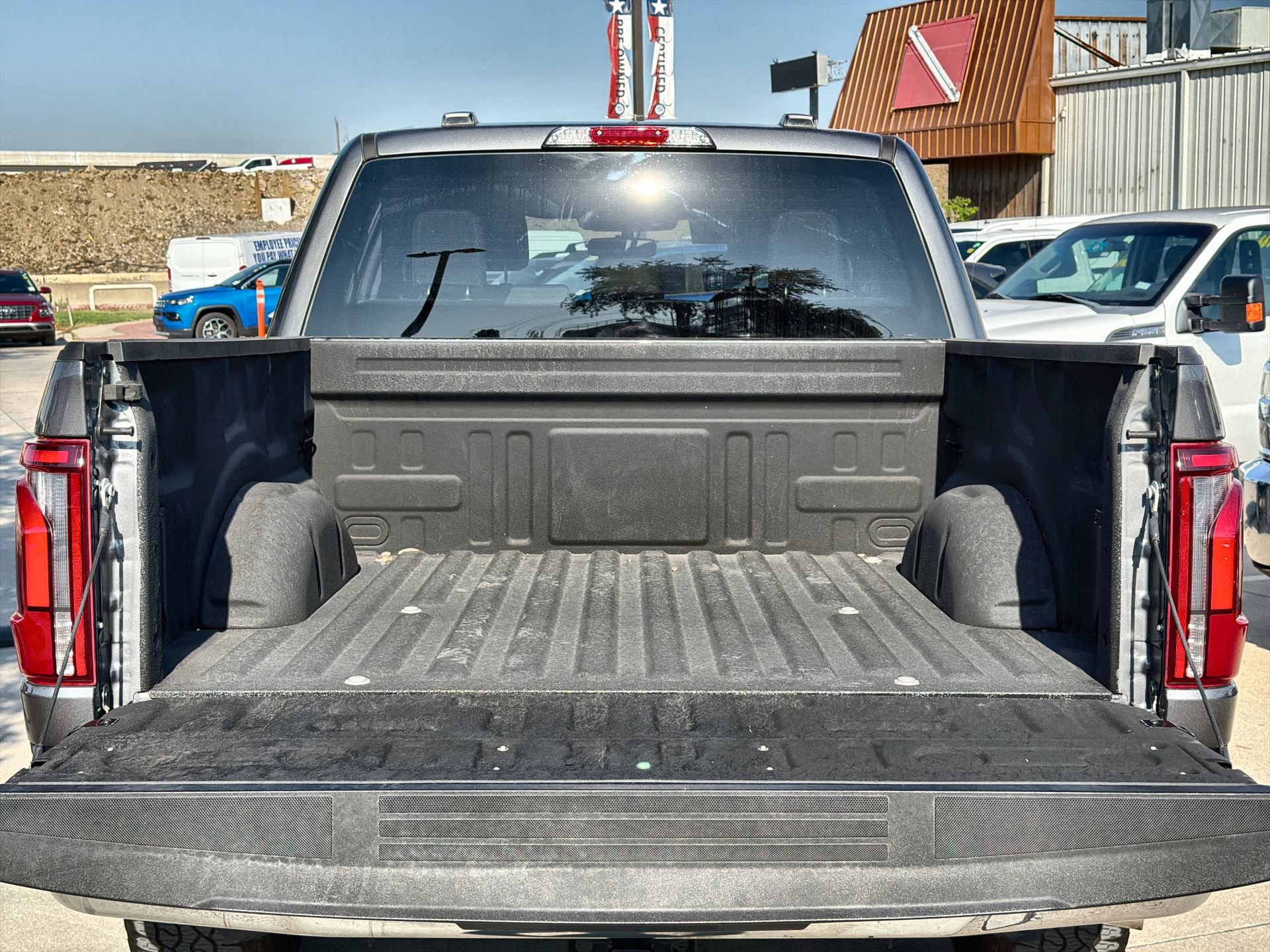 Certified 2025 Ford F150 Lariat AWD/4WD image 23