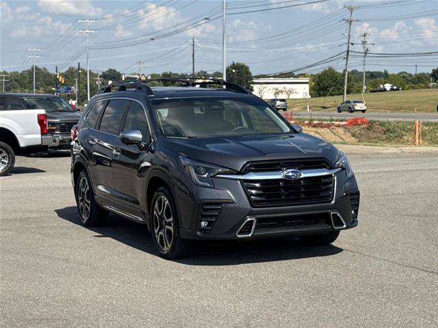 Used 2023 Subaru Ascent Touring AWD/4WD image 2