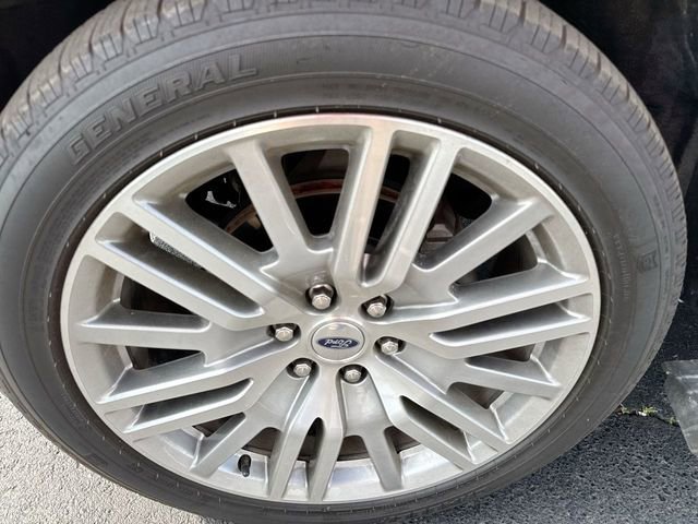 Certified 2024 Ford Expedition Limited AWD/4WD image 13