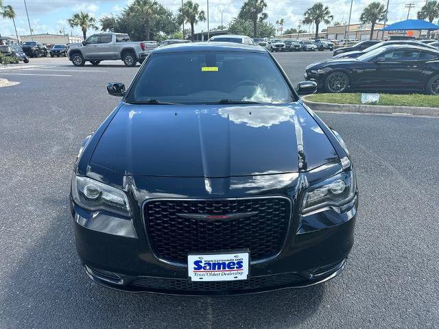 Used 2023 Chrysler 300 S RWD image 6