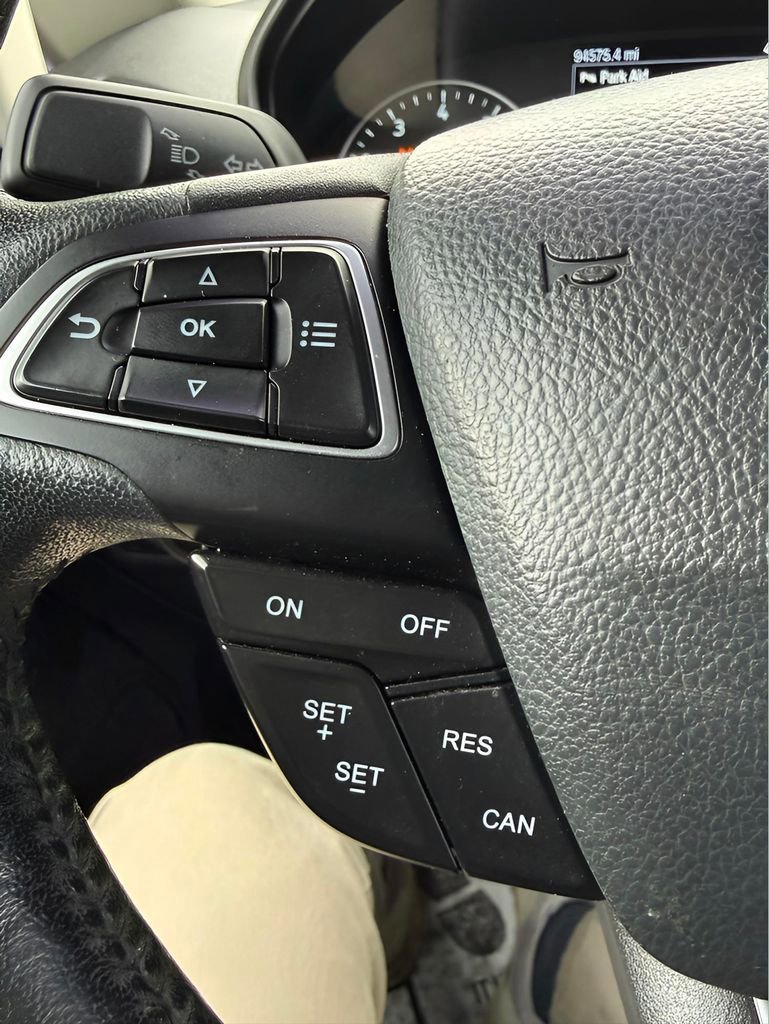 Certified 2020 Ford EcoSport SE image 28