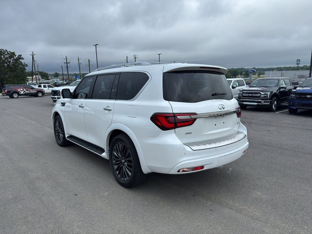 Used 2024 INFINITI QX80 Sensory AWD/4WD image 7