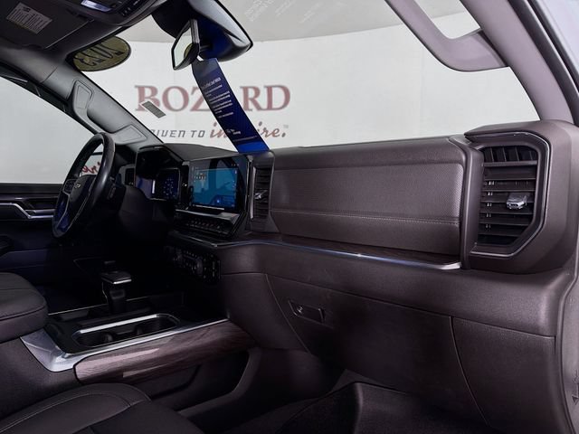 Used 2023 Chevrolet Silverado 1500 LTZ AWD/4WD image 35