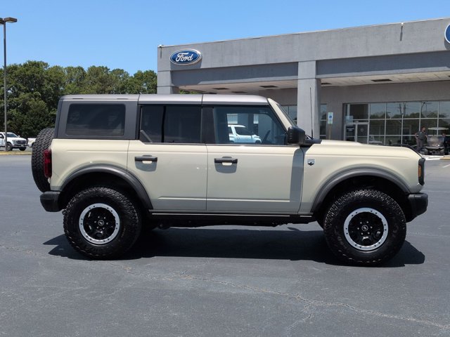 Certified 2025 Ford Bronco Big Bend w/ Black Diamond Package AWD/4WD image 3
