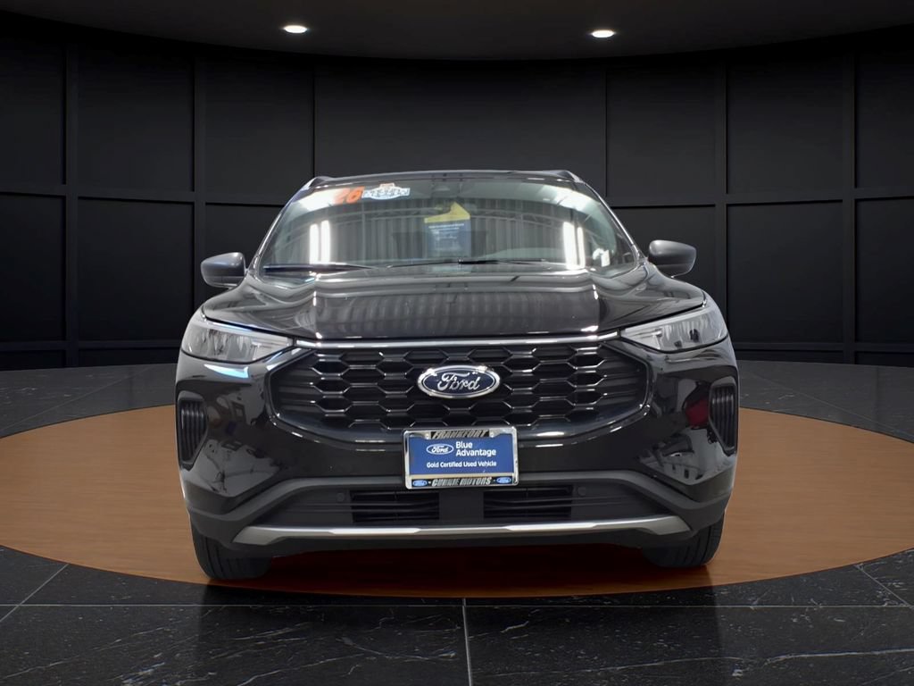 Certified 2026 Ford Escape ST-Line AWD/4WD image 2