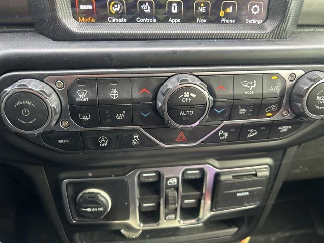 Used 2020 Jeep Wrangler Unlimited Sahara image 8