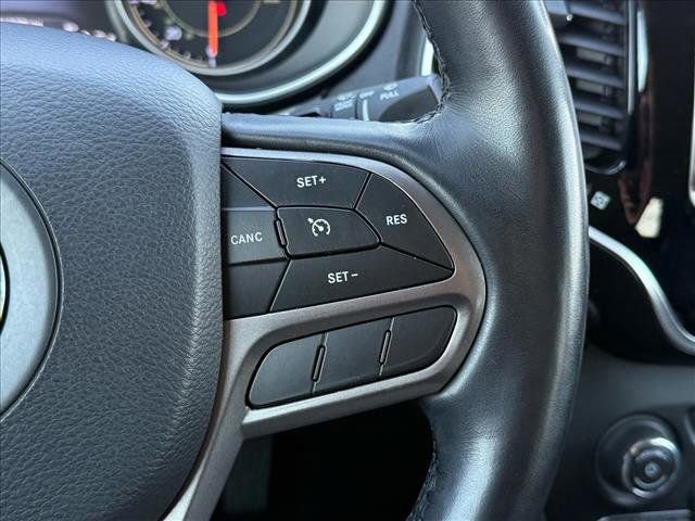 Used 2020 Jeep Cherokee Limited image 19