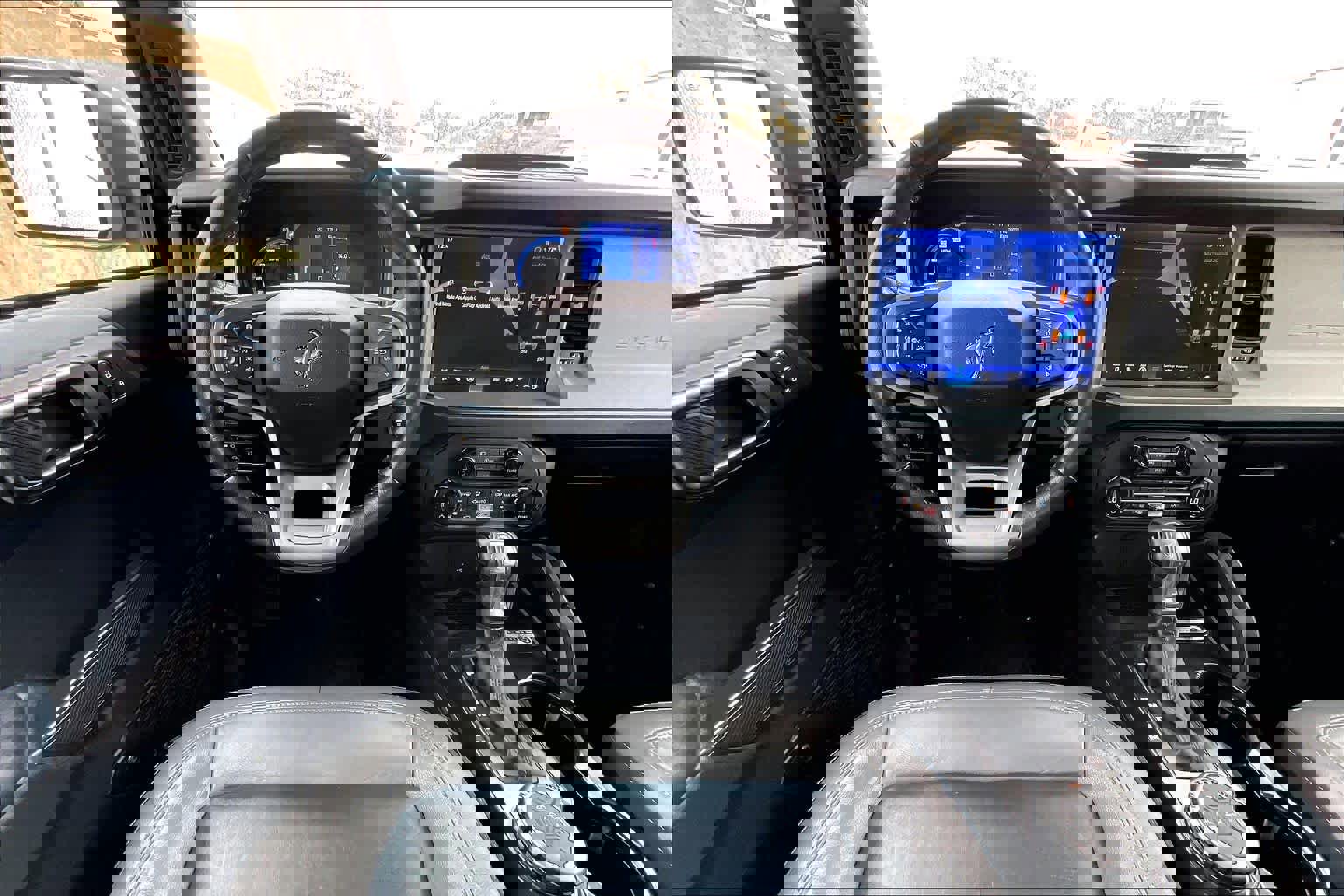 Certified 2024 Ford Bronco Outer Banks image 9