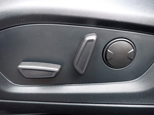 Certified 2022 Ford Explorer XLT image 18