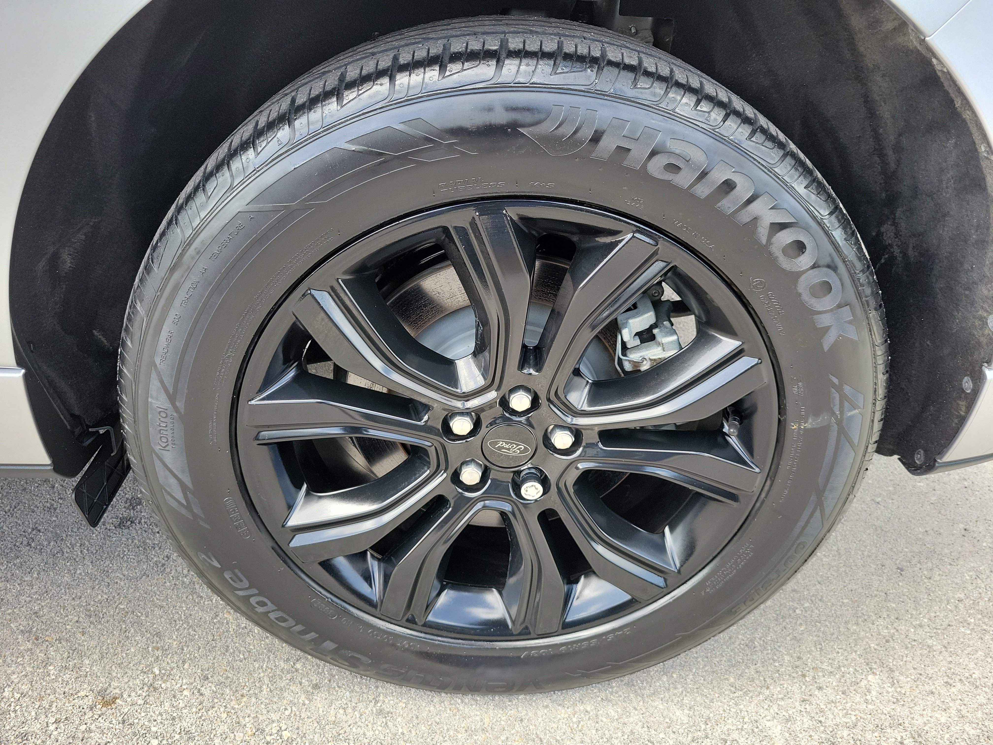 Certified 2022 Ford Edge SE w/ Black Appearance Package AWD/4WD image 30