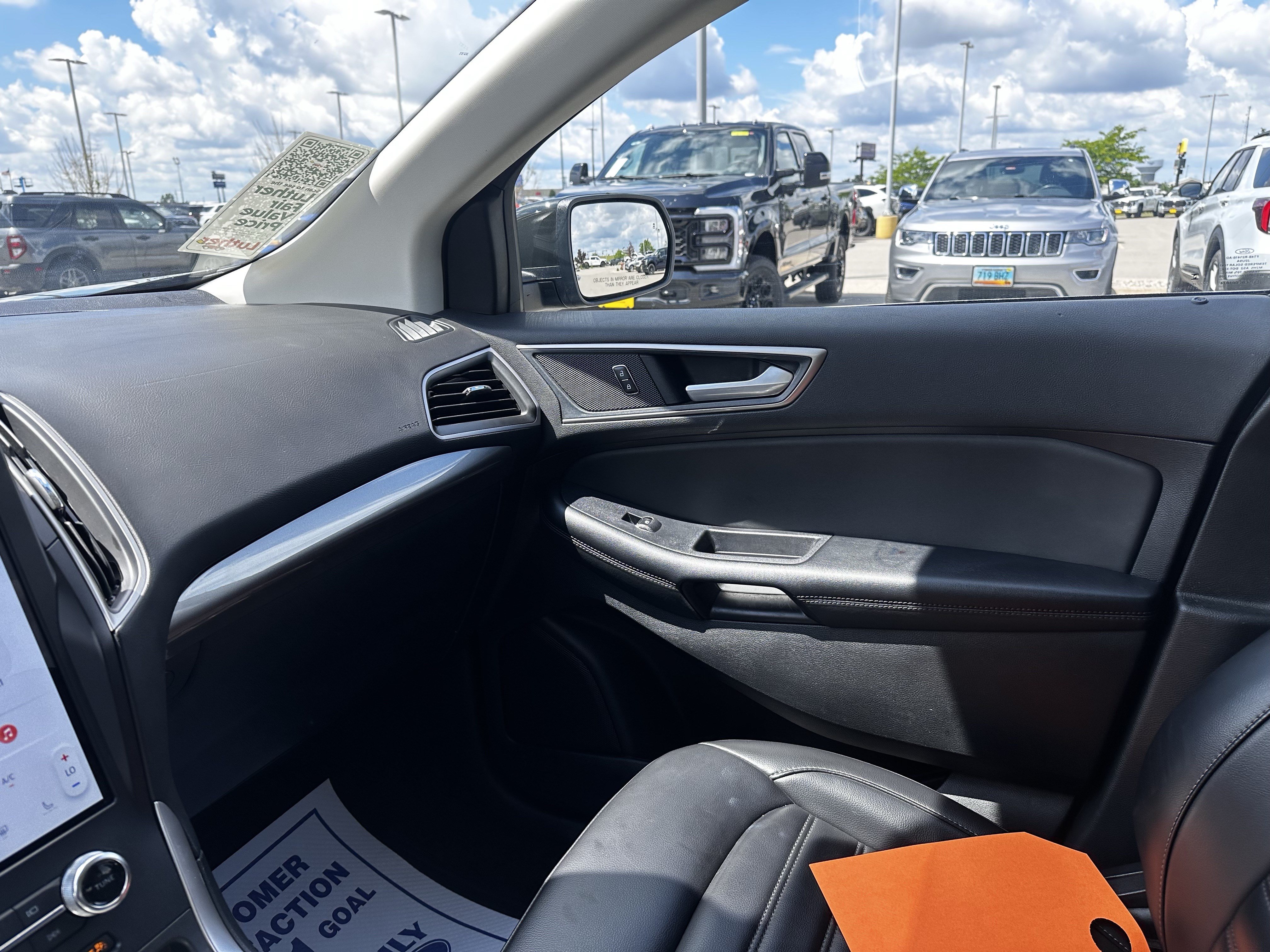 Certified 2024 Ford Edge SEL w/ Convenience Package AWD/4WD image 11