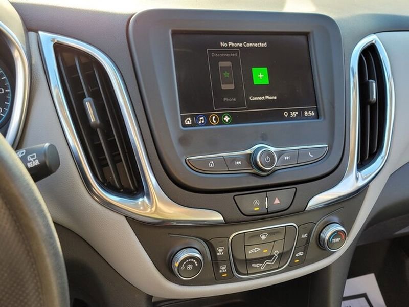 Used 2022 Chevrolet Equinox LS FWD image 18