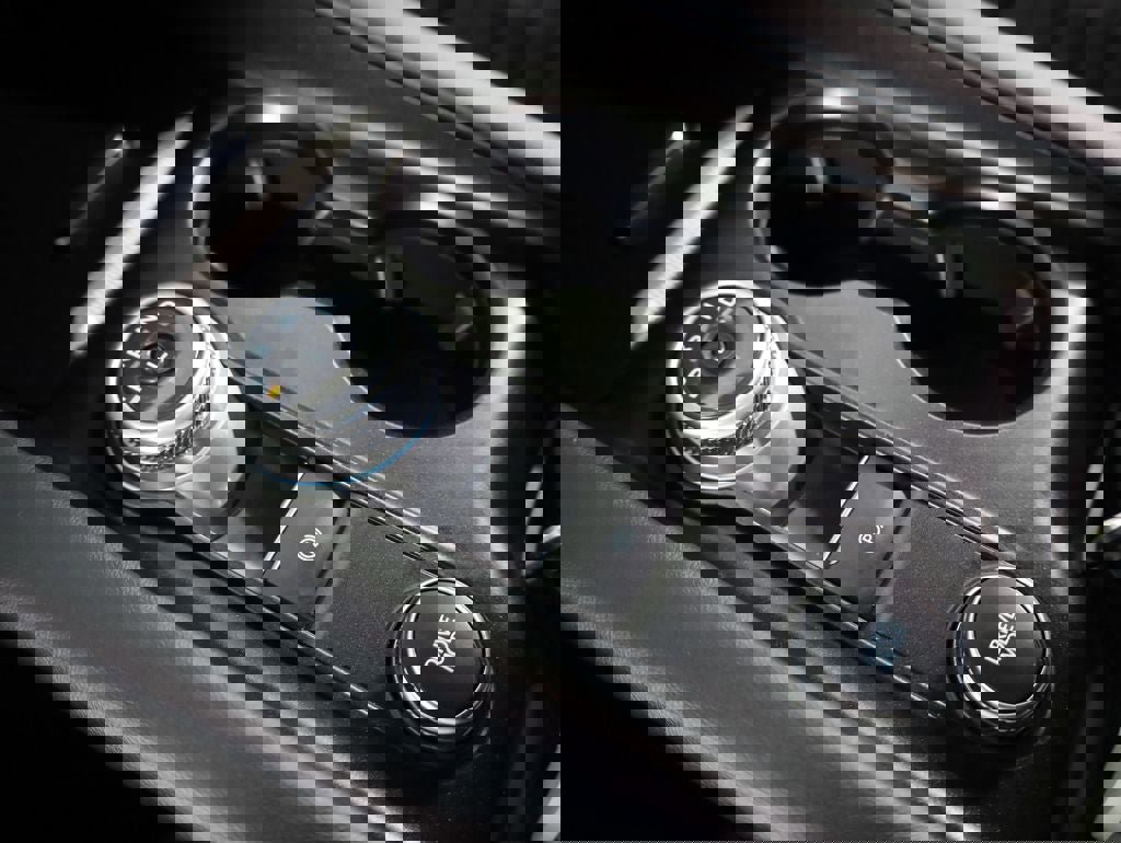 Certified 2025 Ford Explorer ST-Line image 27