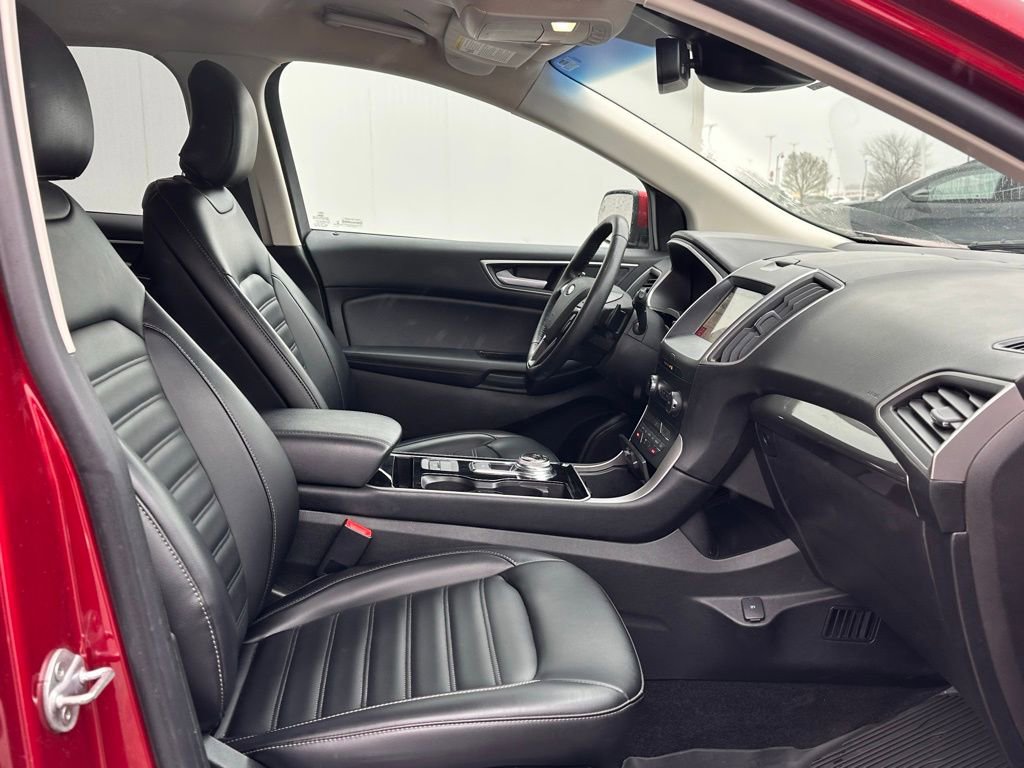 Certified 2019 Ford Edge SEL w/ Equipment Group 201A AWD/4WD image 21