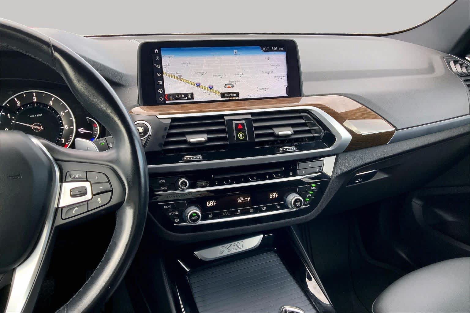 Used 2019 BMW X3 sDrive30i w/ Premium Package RWD image 9