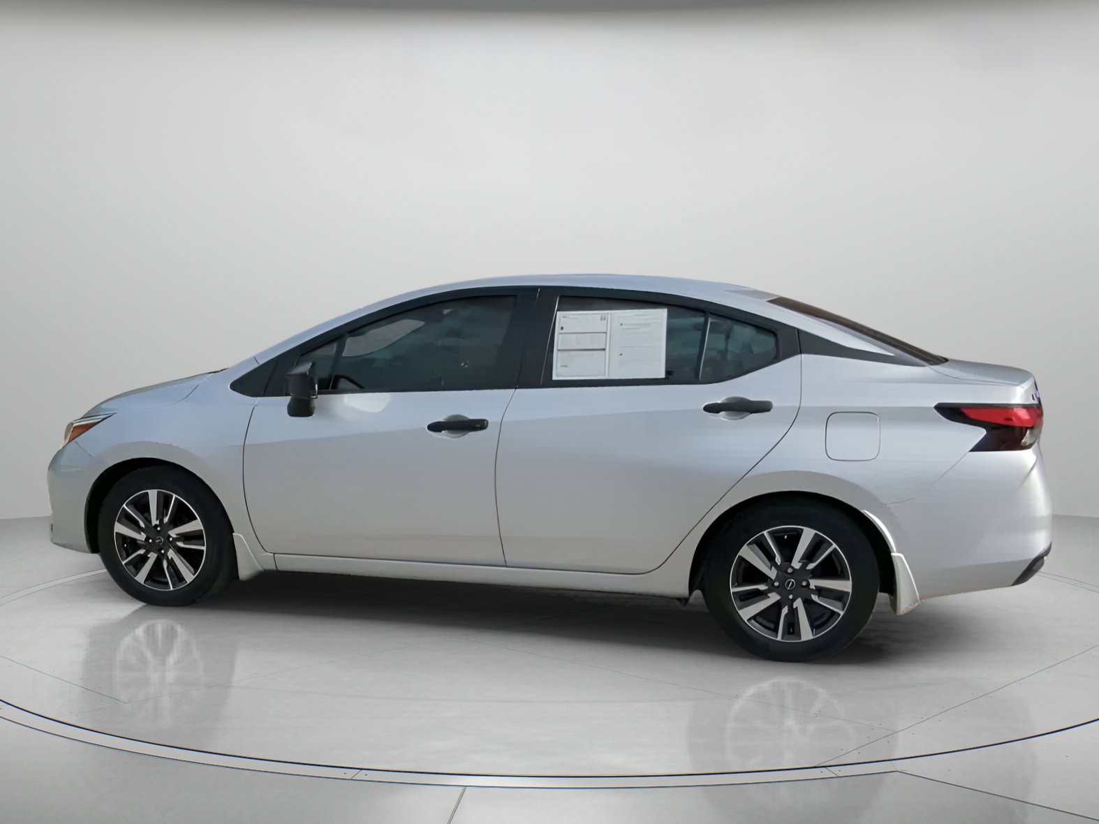 Used 2024 Nissan Versa S w/ S Plus Package FWD image 17