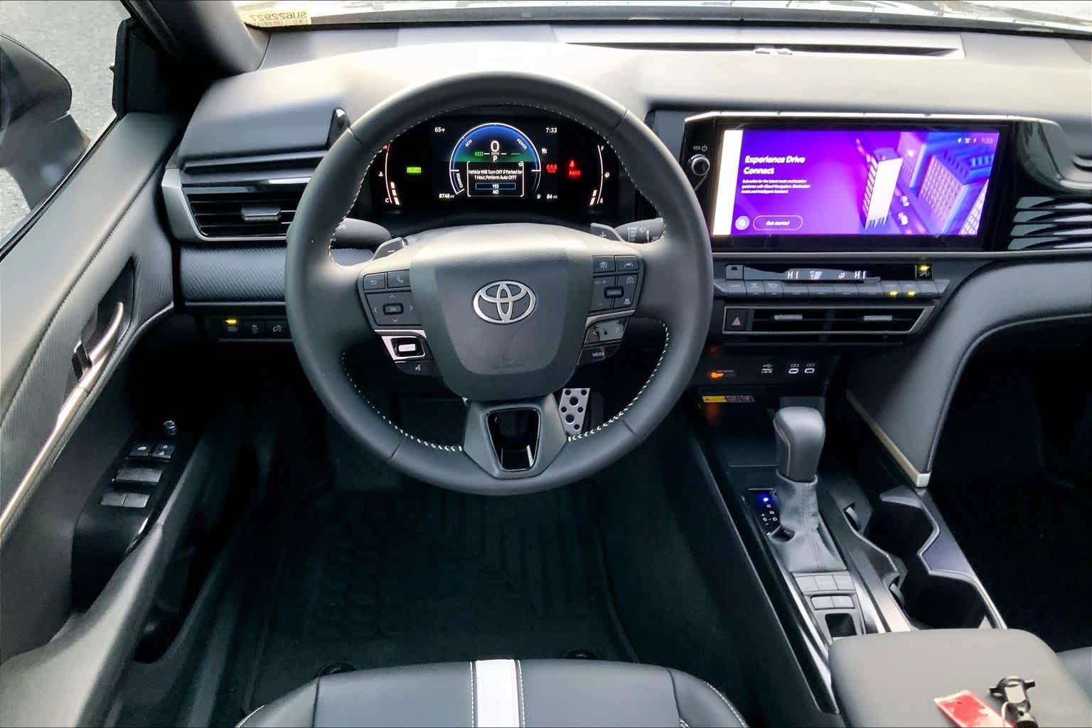 Used 2025 Toyota Camry SE w/ Multimedia Upgrade Package FWD image 6