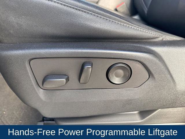 Used 2022 Chevrolet Tahoe Z71 image 12