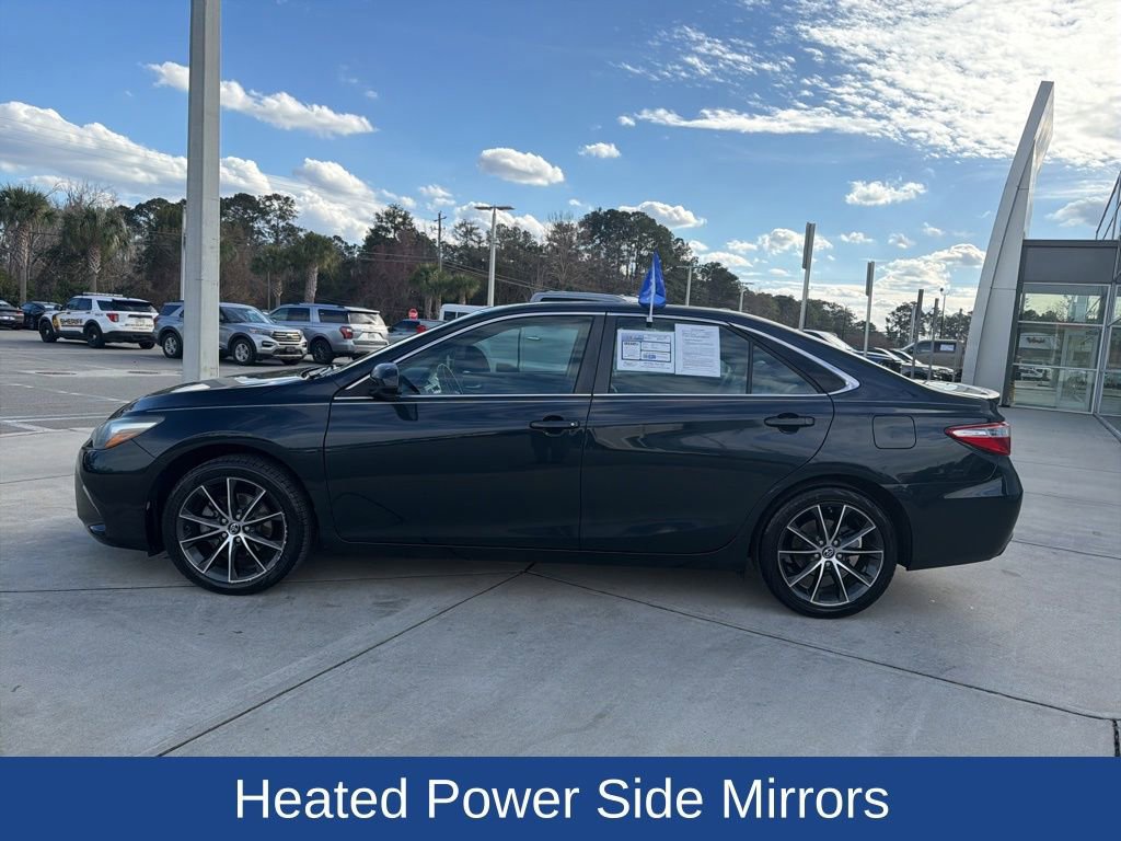 Used 2017 Toyota Camry XSE image 2