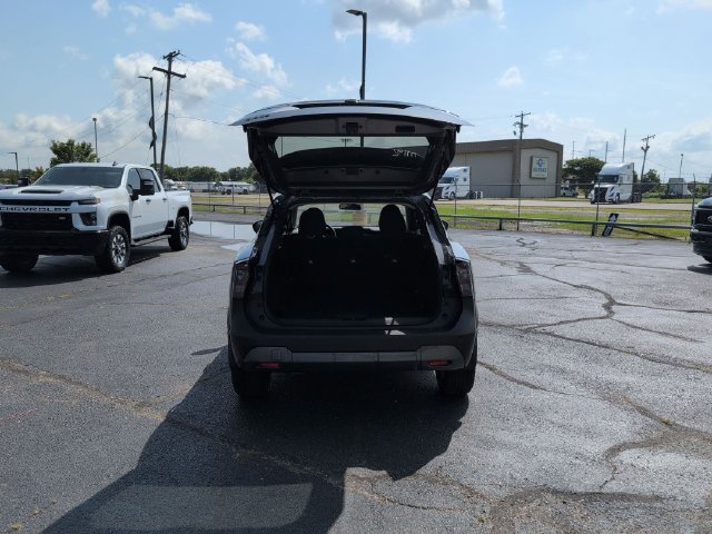 Used 2025 Nissan Kicks SV FWD image 7