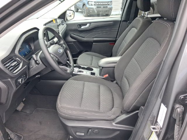 Certified 2023 Ford Escape Active FWD image 12