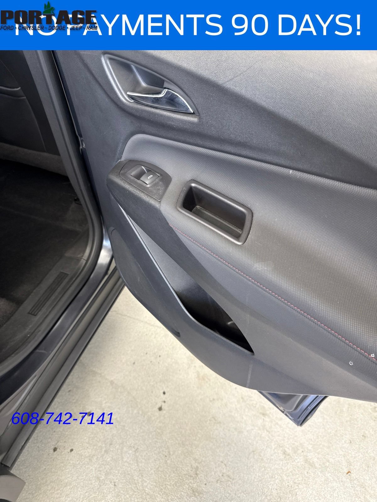Used 2022 Chevrolet Equinox RS w/ RS Leather Package AWD/4WD image 37