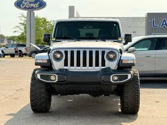 Used 2018 Jeep Wrangler Unlimited Sahara w/ Dual Top Group AWD/4WD image 22