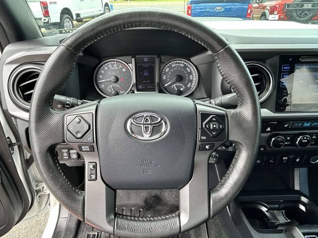 Used 2017 Toyota Tacoma TRD Pro AWD/4WD image 34