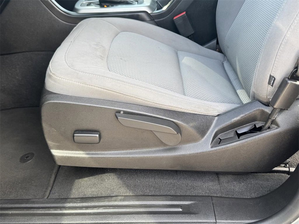 Used 2019 Chevrolet Colorado LT image 12