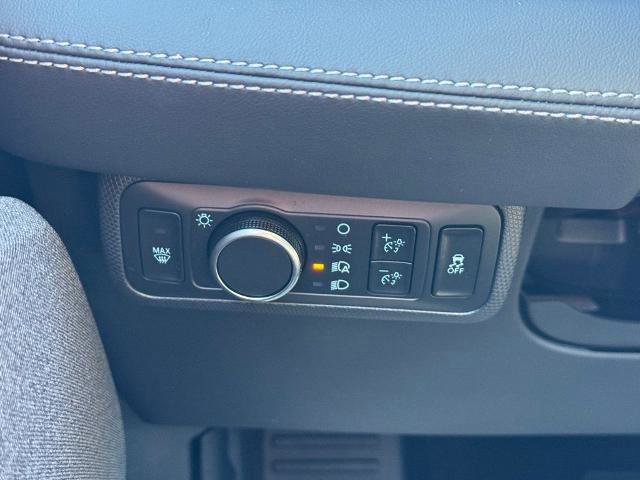 Certified 2022 Ford Mustang Mach-E Premium AWD/4WD image 18