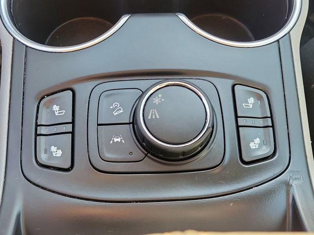 Used 2023 GMC Terrain SLT image 36