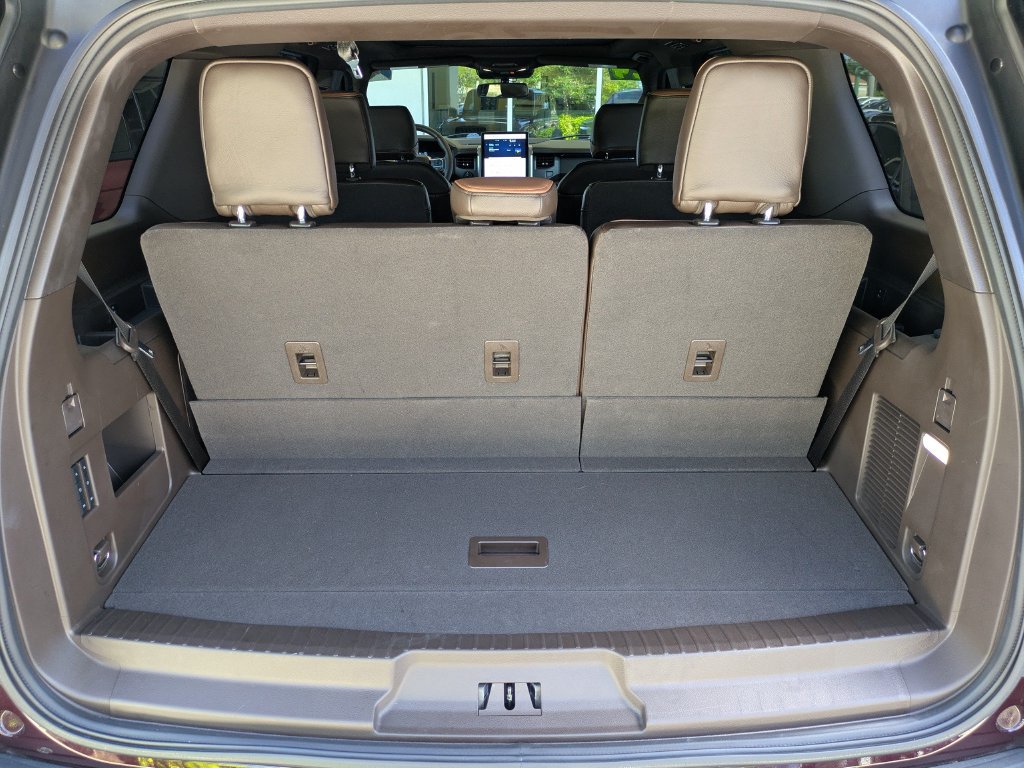 Certified 2024 Ford Expedition King Ranch AWD/4WD image 14