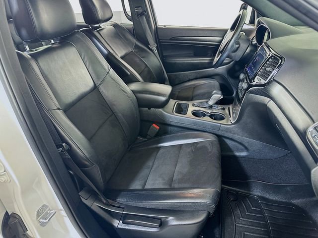 Used 2019 Jeep Grand Cherokee Altitude image 13