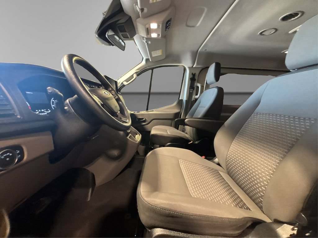 Certified 2024 Ford Transit 350 XLT RWD image 9