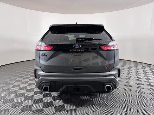 Certified 2023 Ford Edge ST image 3