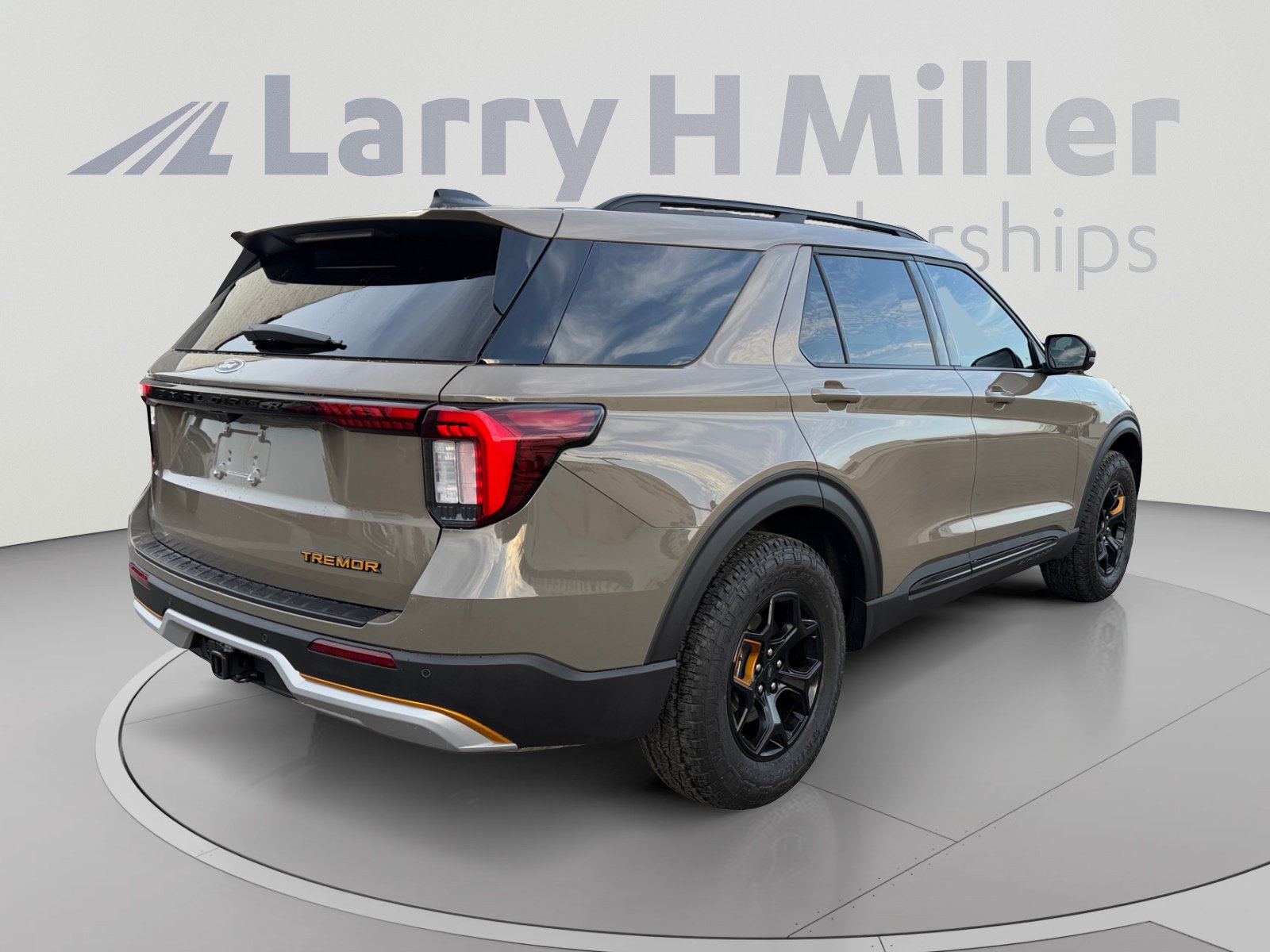 Certified 2026 Ford Explorer Tremor w/ Tremor Ultimate Package AWD/4WD image 5