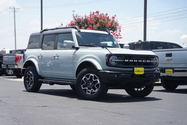 Certified 2023 Ford Bronco Outer Banks AWD/4WD image 2