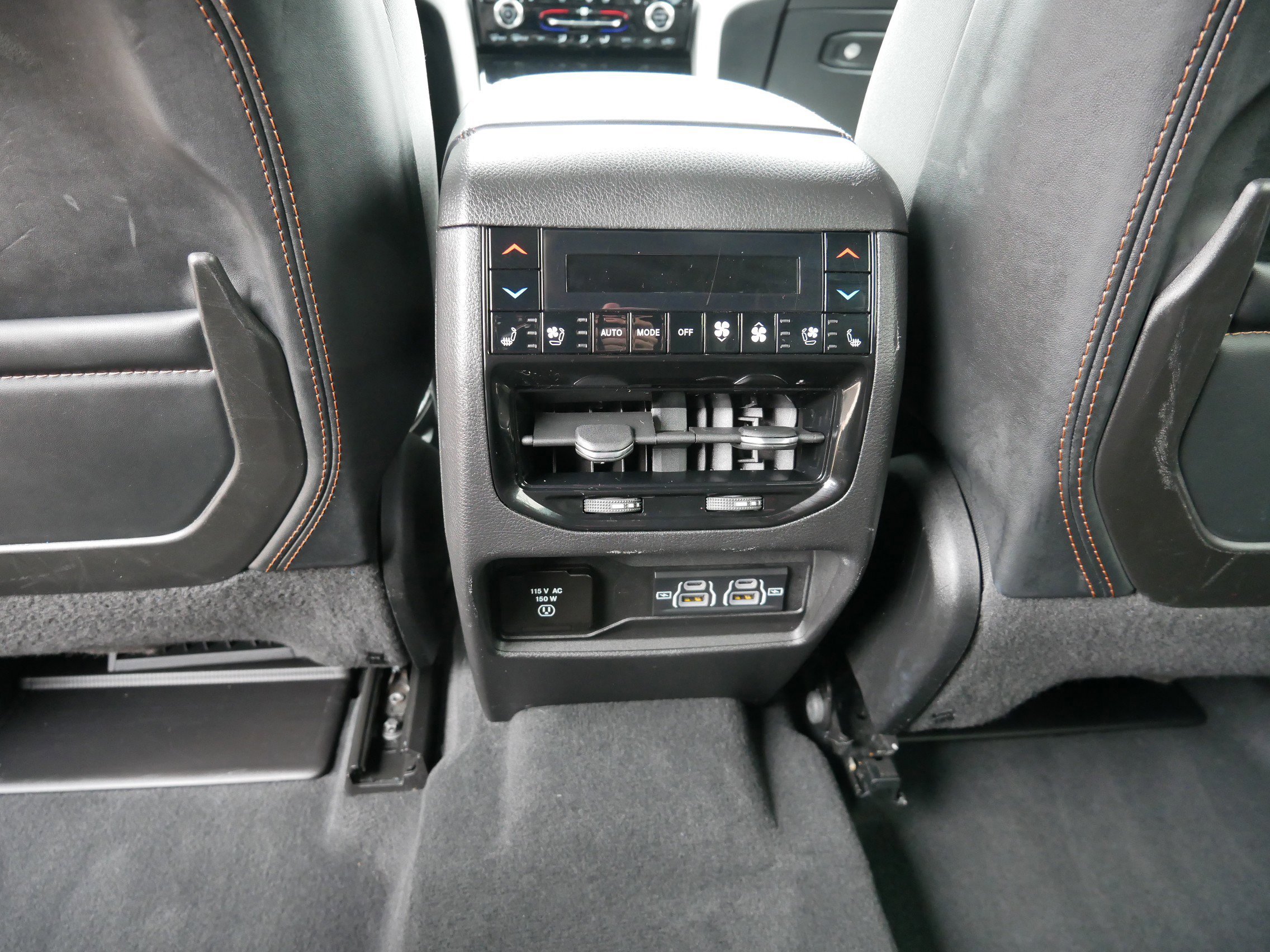 Used 2023 Jeep Grand Cherokee L Summit image 16