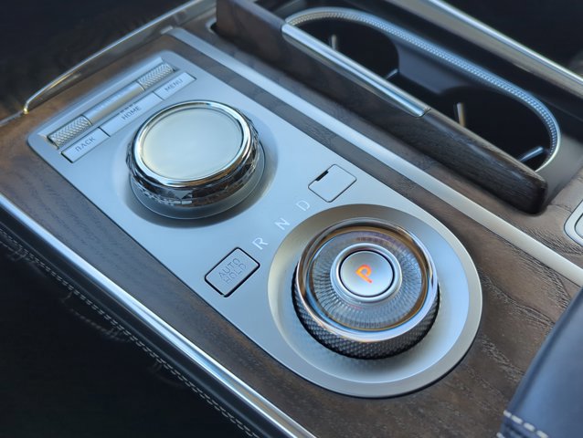 Used 2024 Genesis GV80 3.5T w/ Prestige Package image 13