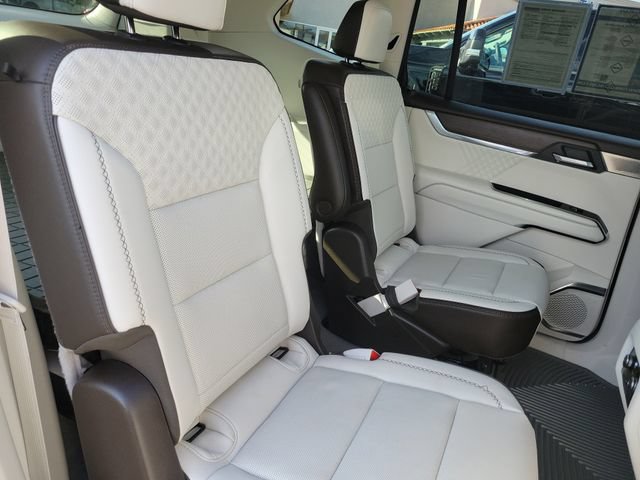 Used 2025 GMC Acadia Denali w/ Super Cruise Package AWD/4WD image 25