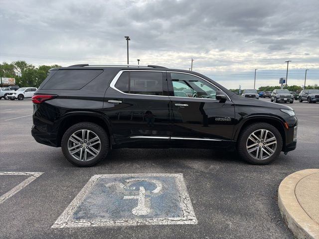 Used 2023 Chevrolet Traverse High Country image 6