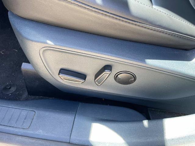 Certified 2023 Ford Maverick Lariat w/ Lariat Luxury Package AWD/4WD image 16