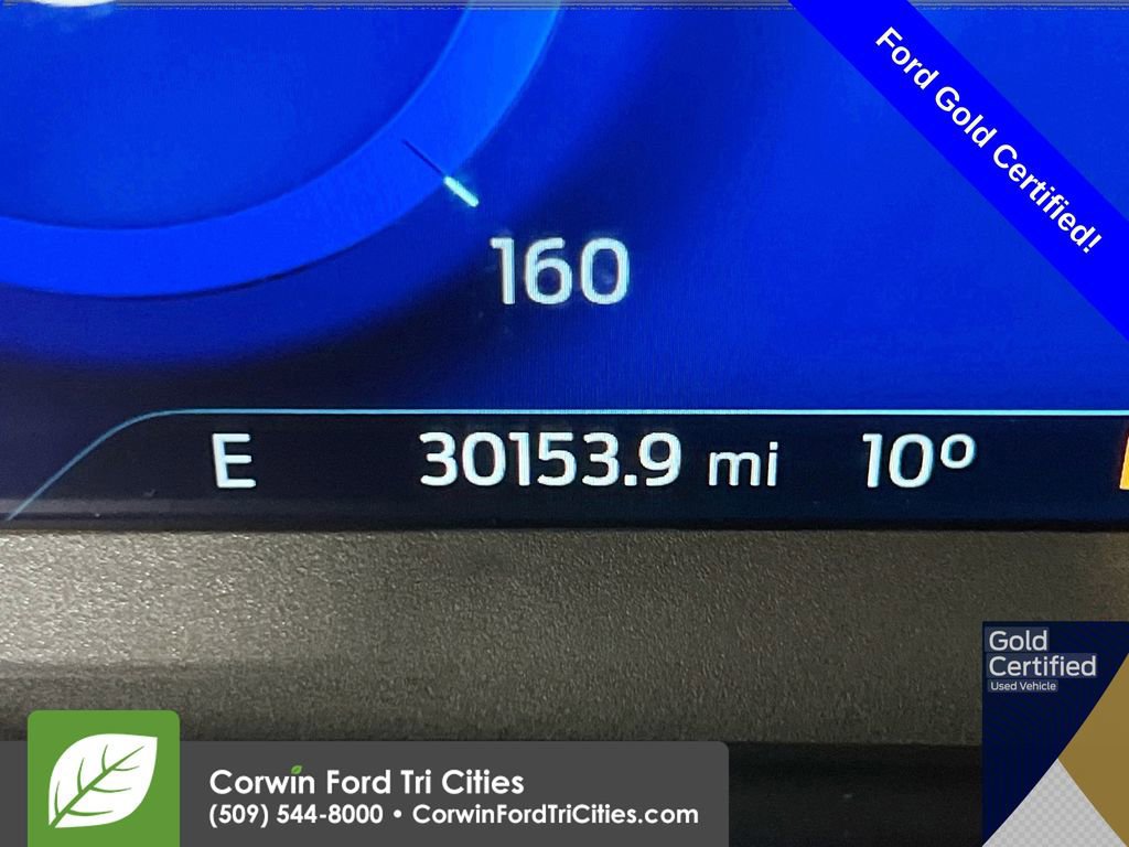 Certified 2022 Ford Escape Titanium w/ Class II Trailer Tow Package image 9