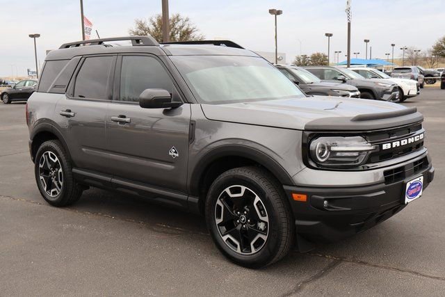 Certified 2023 Ford Bronco Sport Outer Banks w/ Tech Package image 12