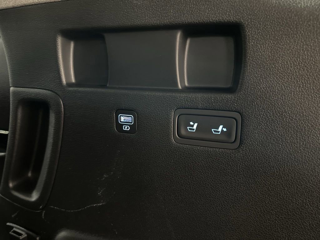 Used 2022 Hyundai Palisade Limited image 35