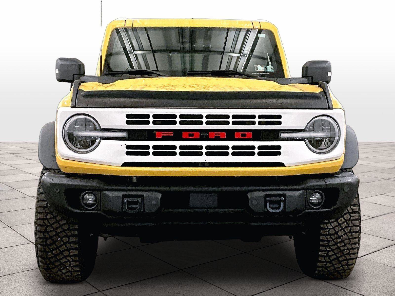 Certified 2024 Ford Bronco Heritage Edition AWD/4WD image 3