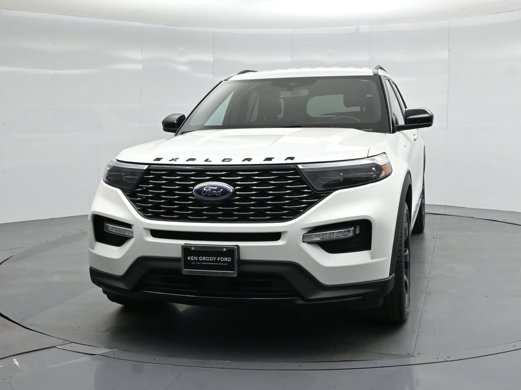 Certified 2023 Ford Explorer ST-Line w/ Class IV Trailer Tow Package RWD image 57